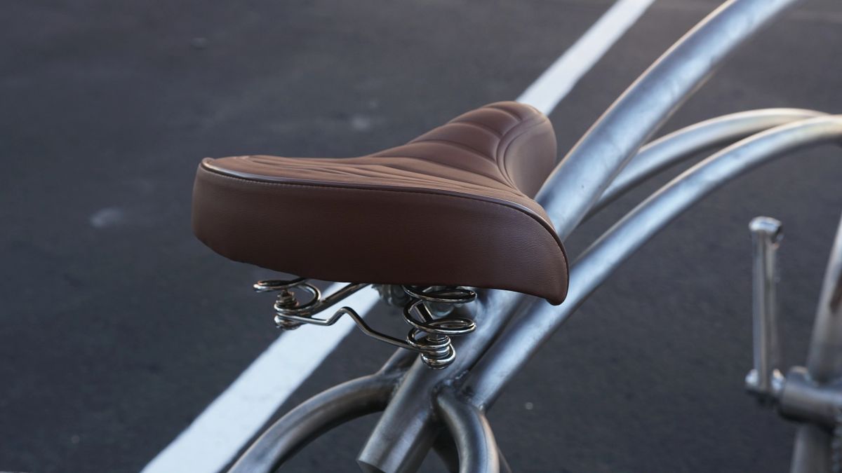 Lined Saddle - Coil Spring