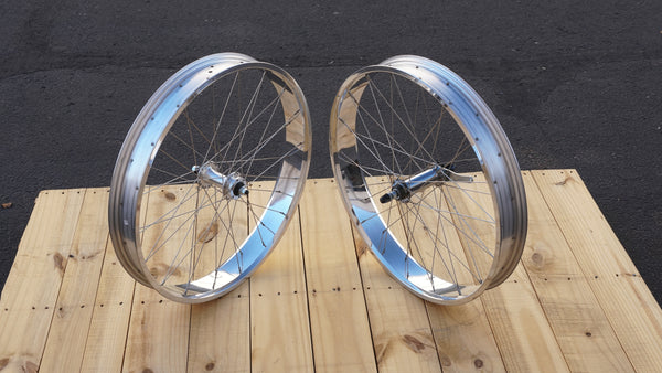 Wheel set 26 x 3 inch single speed wide hub — custom cruiser wheelset