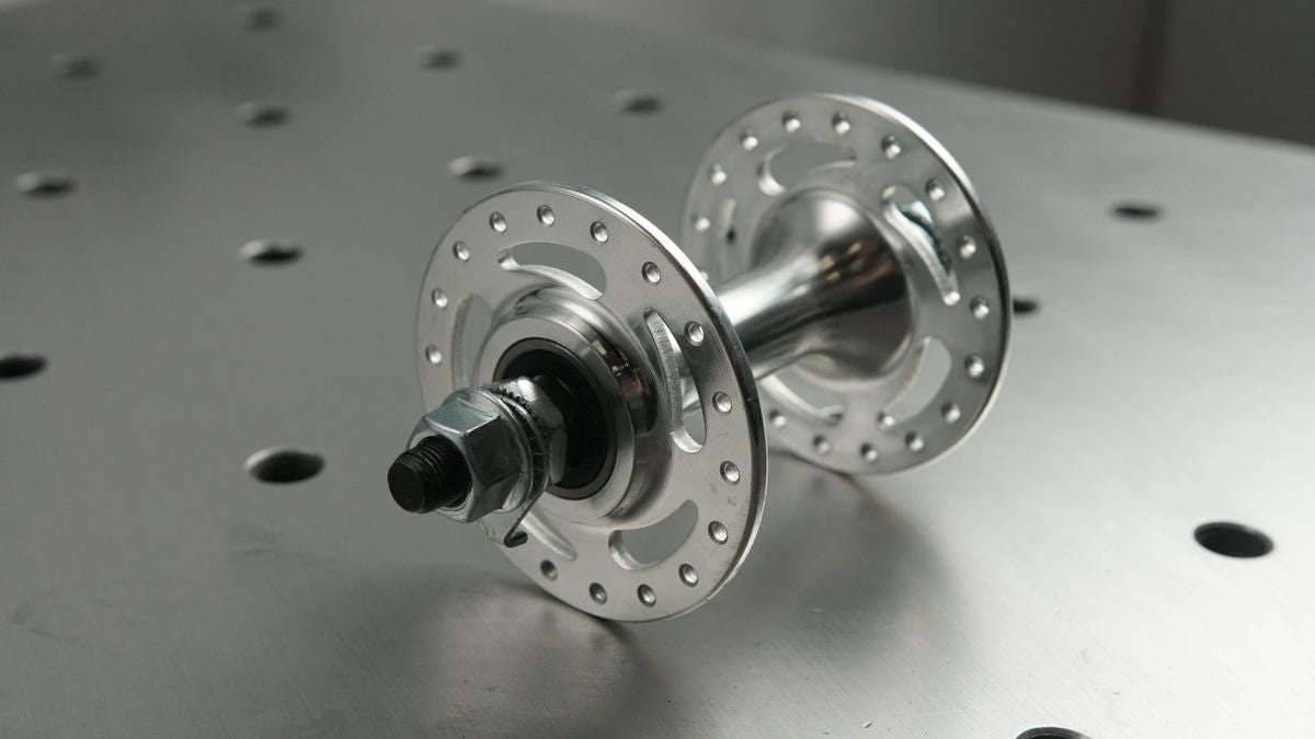 Front hub 36h 100mm — CNC billet aluminum front bicycle hub Main image